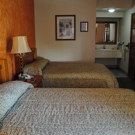 Hotel Suites El Paseo Ciudad Juárez Extérieur photo