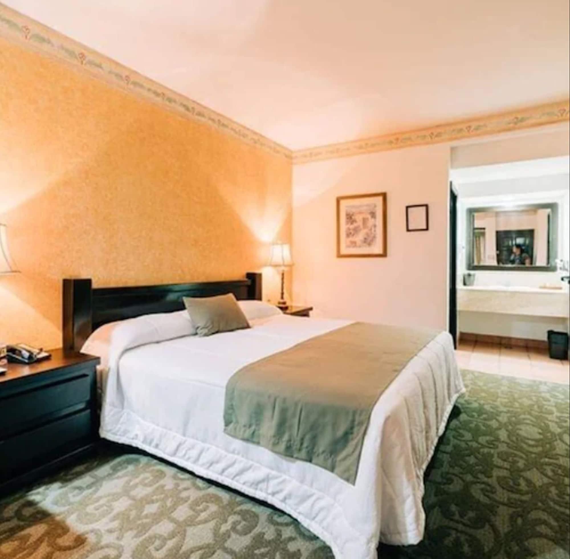 Hotel Suites El Paseo Ciudad Juárez Extérieur photo