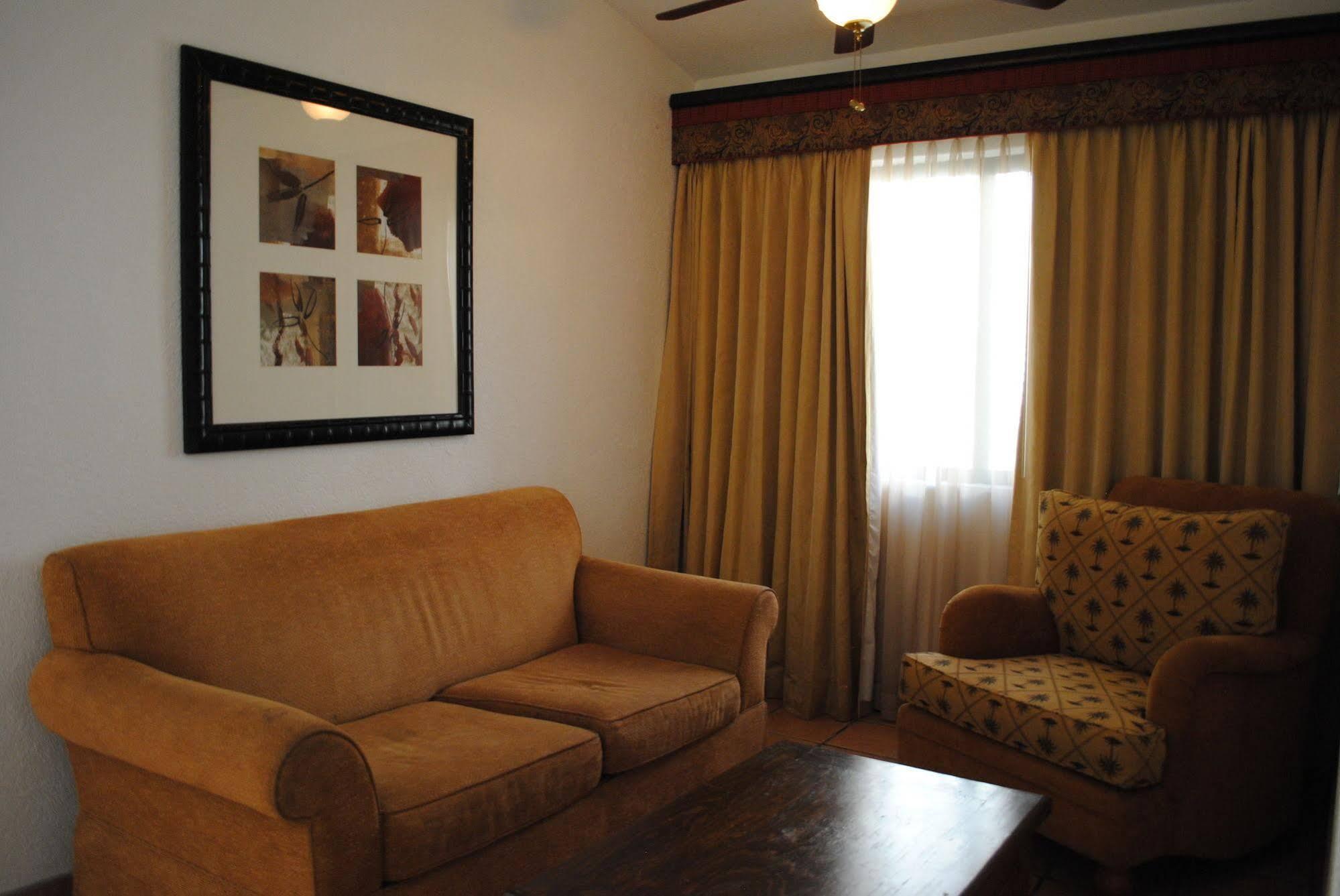 Hotel Suites El Paseo Ciudad Juárez Extérieur photo